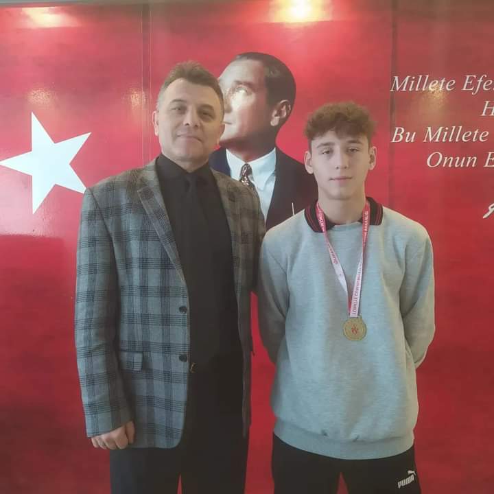 İLKADIM ANADOLU LİSESİ SAMSUNUMUZUN GURURU OLMAYA DEVAM EDİYOR