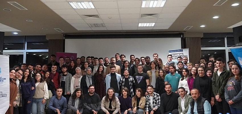 Büyükşehir’den öğrencilere hep destek tam destek