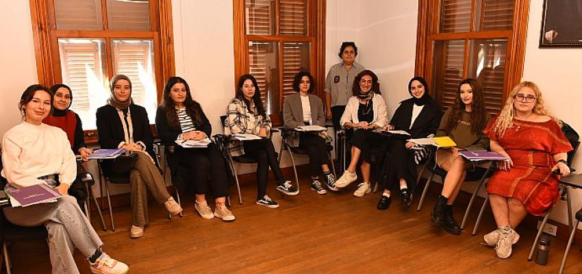 Kadıköy’de Kadının İnsan Hakları Eğitim Programı