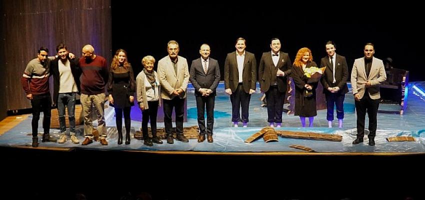 Karşıyaka’da 3 Oyun Birden Sahnelenecek