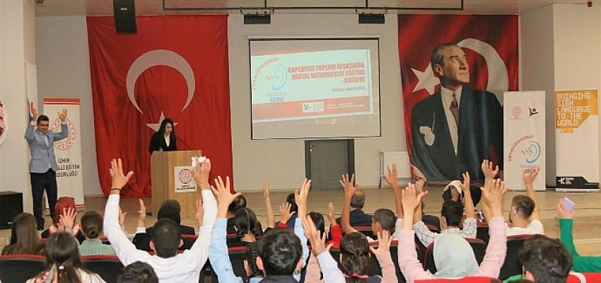 Kınık Eğitimde Engel Tanımıyor