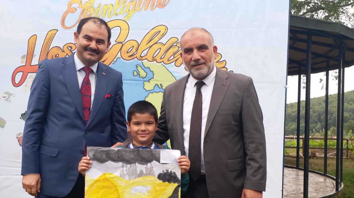 Çocuk Gözünden Sıfır Atık ve İklim Değişikliği Resim Yarışması Sergisi