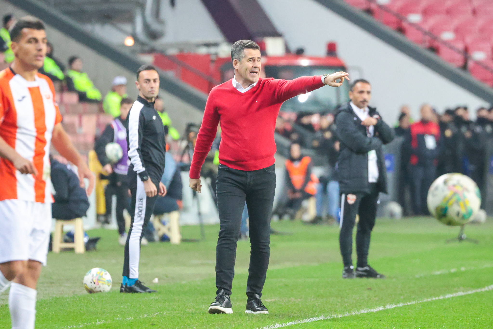 Teknik Direktör Hüseyin Eroğlu,Şampiyonluk yılımız olsun diliyorum