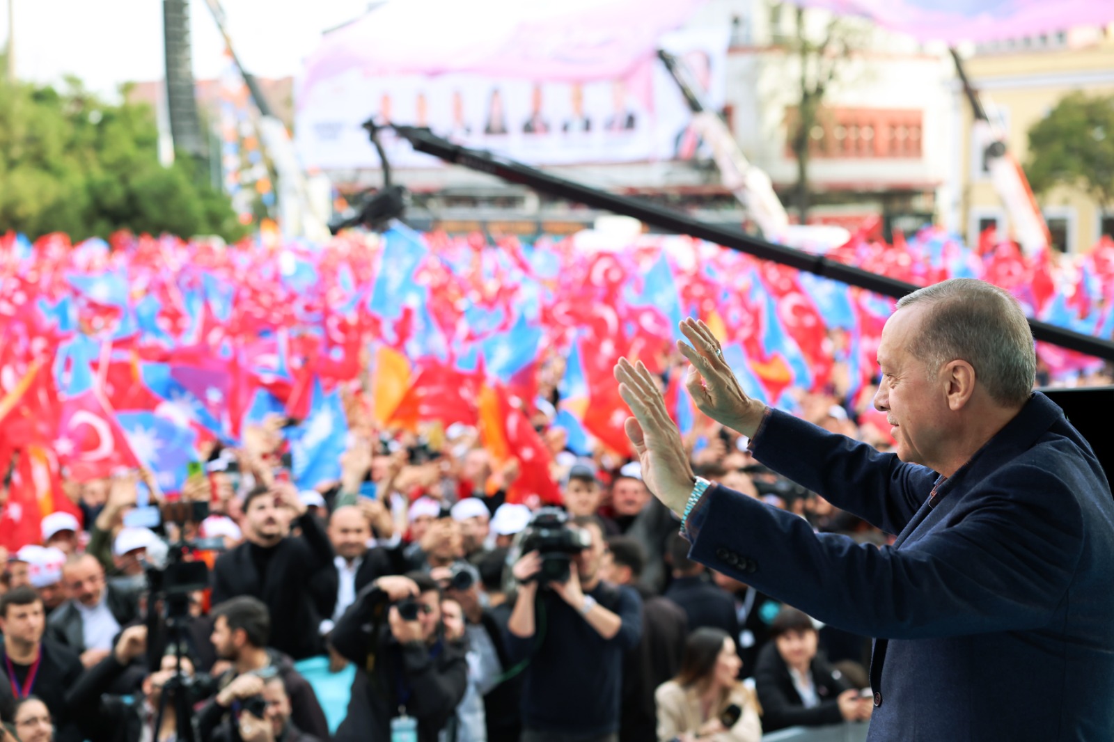 BAŞKAN AKSU: SAMSUN MUHTEŞEMDİ