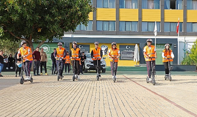 Antalya Büyükşehir ‘Scooter Farkındalık Atölyeleri’ düzenliyor