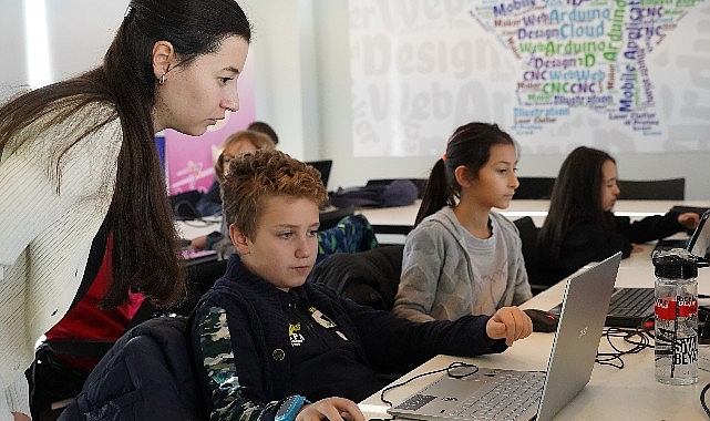 Gelecek onlarda! “LİMER’de kodlamayı öğreniyorlar”