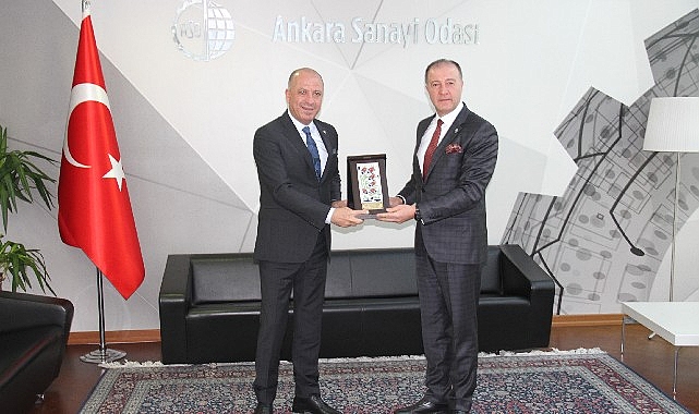 Genç Girişim ve Yönetişim Derneği’nden Ankara Sanayi Odası Başkanı Seyit Ardıç’a Tebrik Ziyareti
