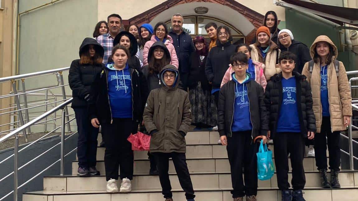 Bafra Fatih Ortaokulu’ndan Huzurevi’ne Ziyaret