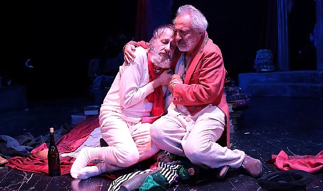 İBB Şehir Tiyatroları Ocak Ayında 30 Oyunla Seyirciyle Buluşuyor