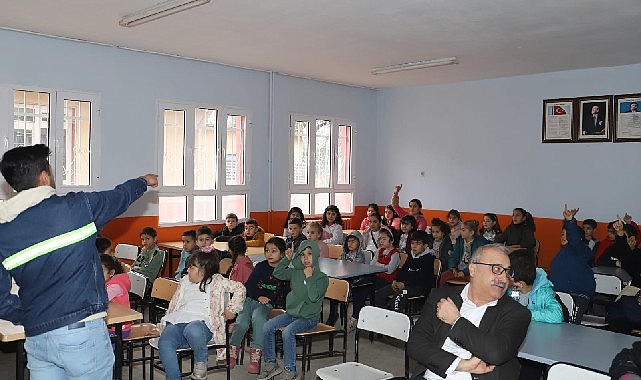 Ödemiş’teki okullarda “Sıfır Atık” eğitimleri sürüyor