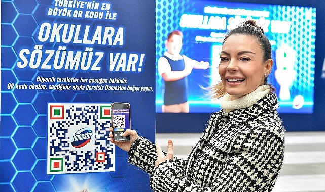 Özge Özder Türkiye’nin En Büyük QR Kodu ile Okullara Hijyen Desteği İçin Çağrıda Bulundu
