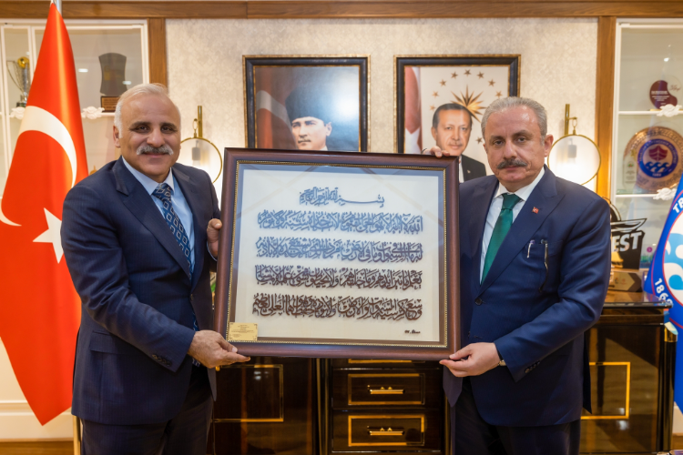 TBMM BAŞKANI ŞENTOP BÜYÜKŞEHİR’İ ZİYARET ETTİ