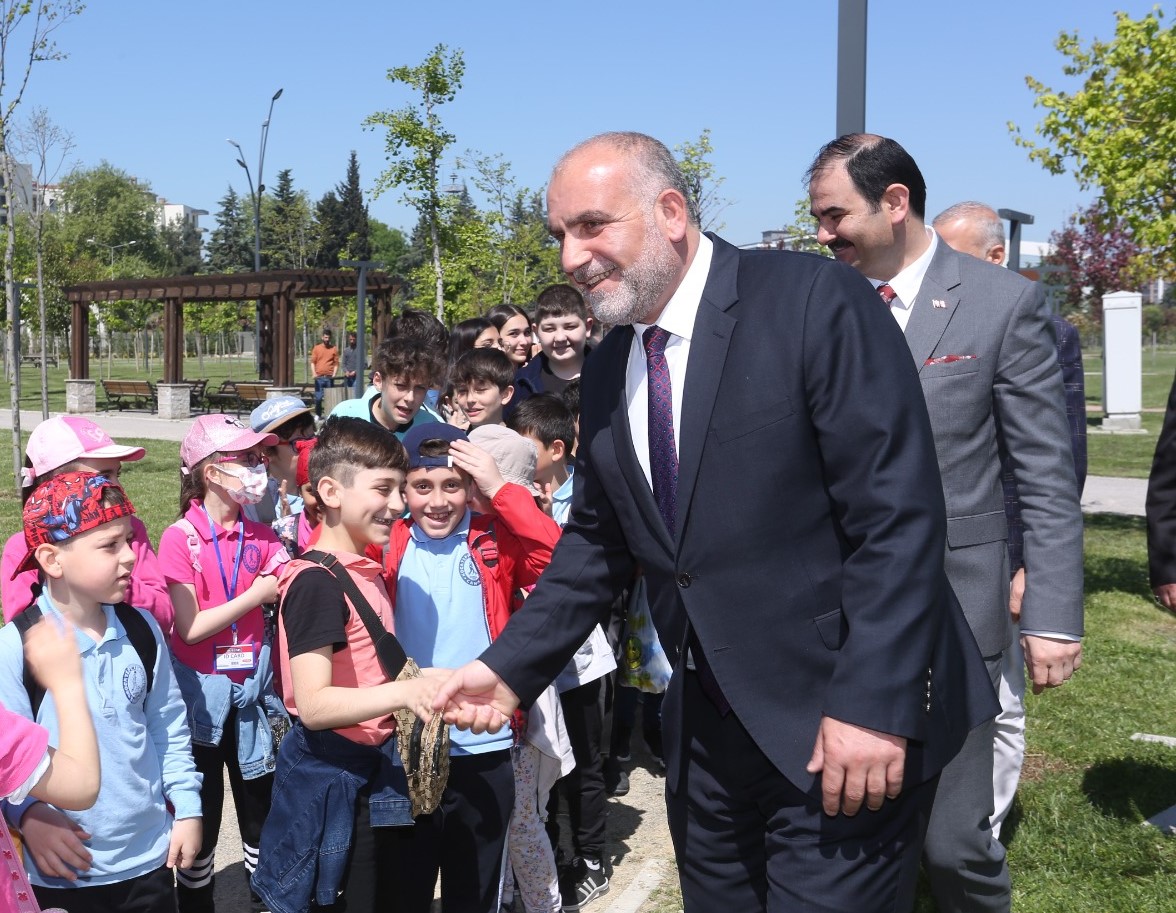 Başkan Sandıkçı: “Yaşanabilir temiz bir gelecek için çalışıyoruz”