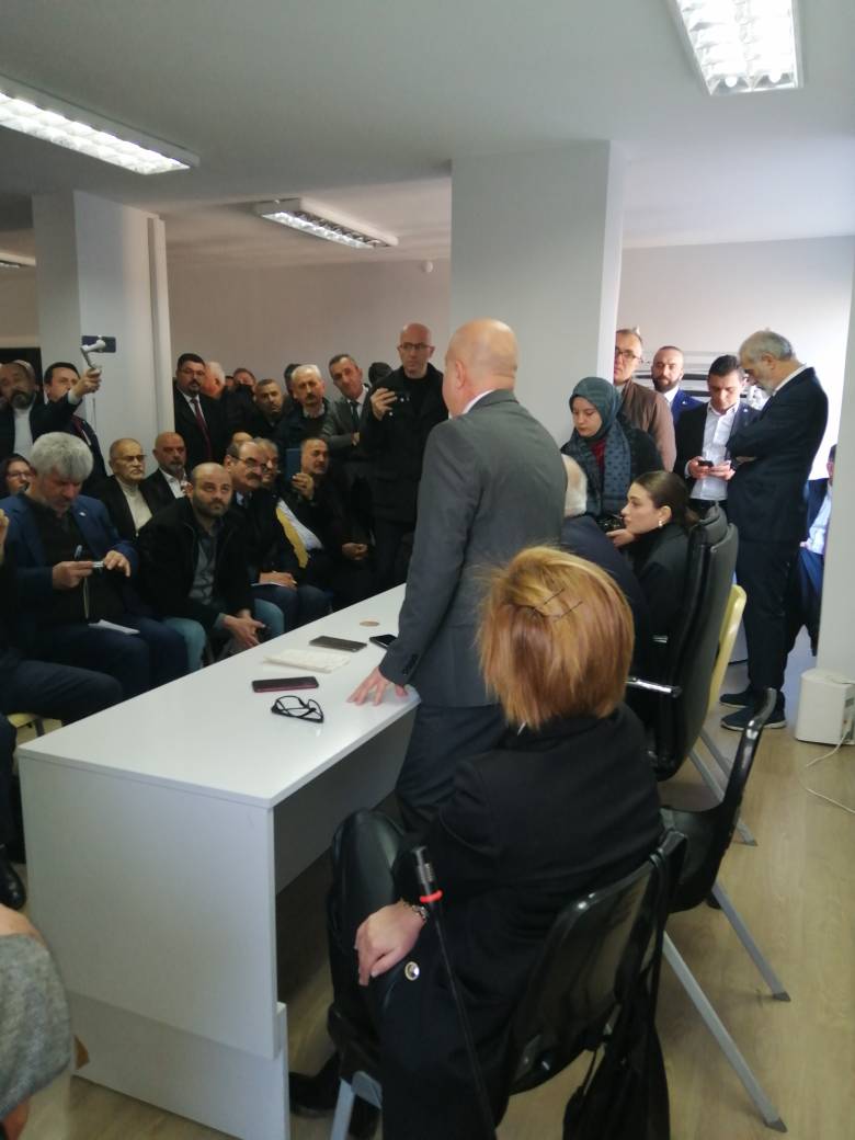 Şenol Adayım Dedi…