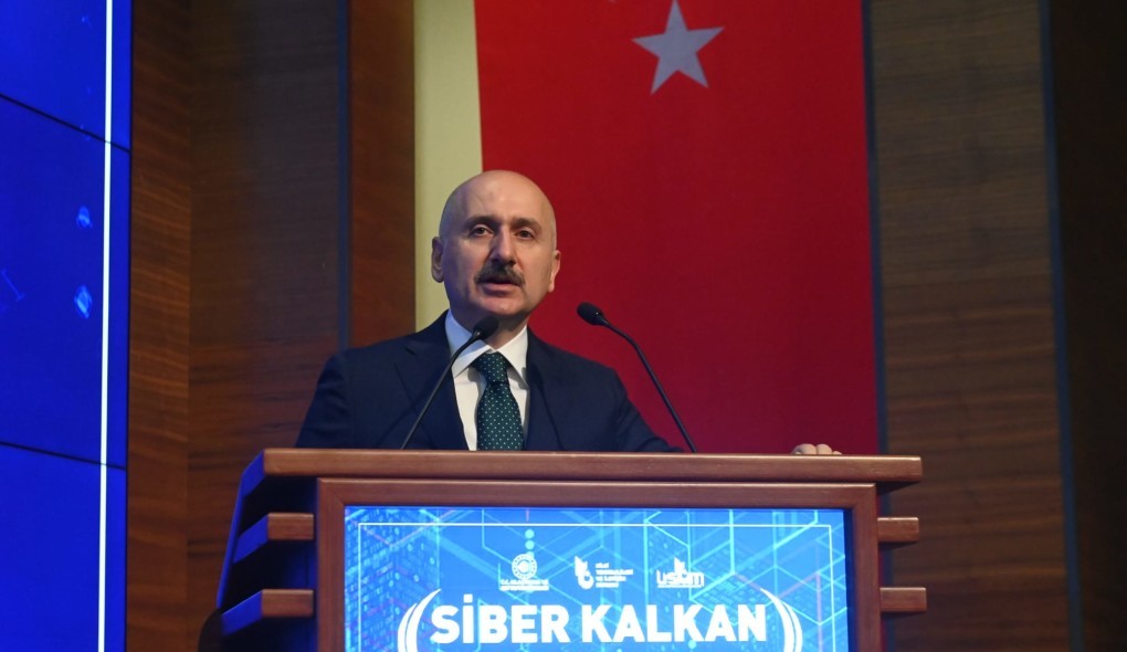 BAKAN KARAİSMAİLOĞLU:  -2022’DE YERLİ VE MİLLİ UYGULAMALARLA 138 BİN 445 SİBER SALDIRIYI ENGELLEDİK