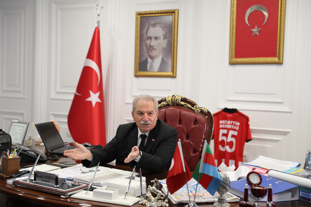 EĞİTİMDEKİ BAŞARIYLARI DİKKATLERİ ÜZERİNE ÇEKEN İLKEM’E YALÇINKAYA’DAN ZİYARET