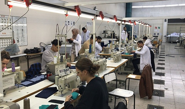 Bir yılda 25 bin 832 kişi Ege Üniversitesi onaylı sertifika sahibi oldu