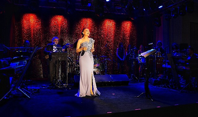 Candan Erçetin ile 2023’e unutulmaz bir merhaba!