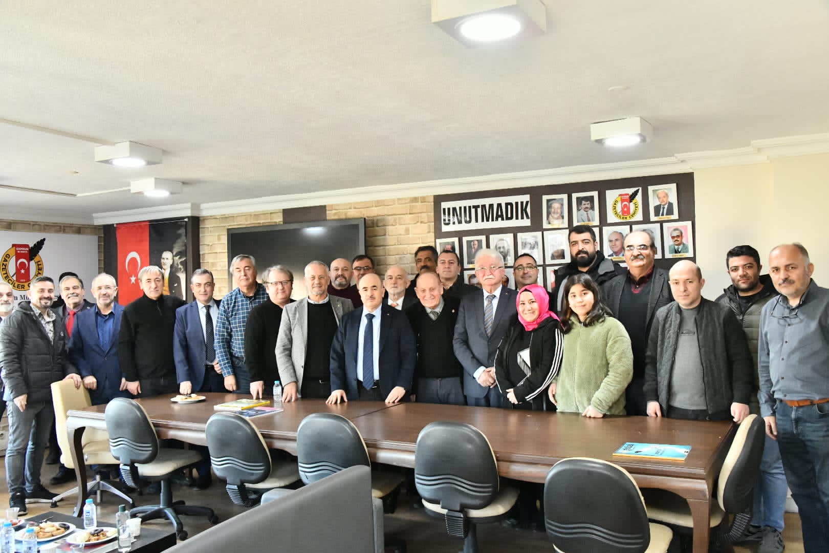 VALİ DAĞLI’DAN ’10 OCAK’ KUTLAMASI