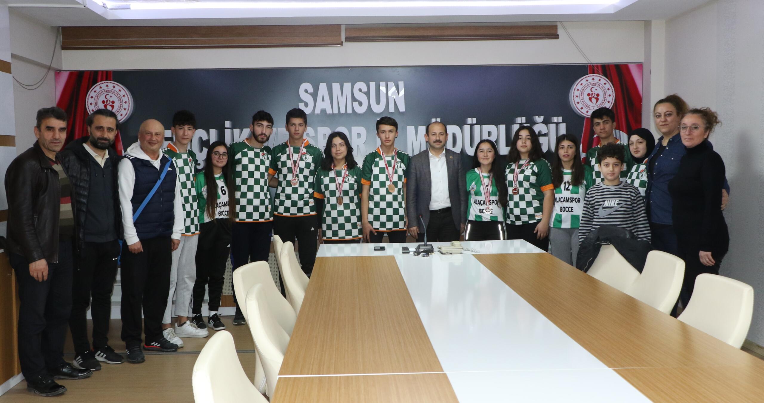 Başarılı sporculardan İl Müdürümüze ziyaret