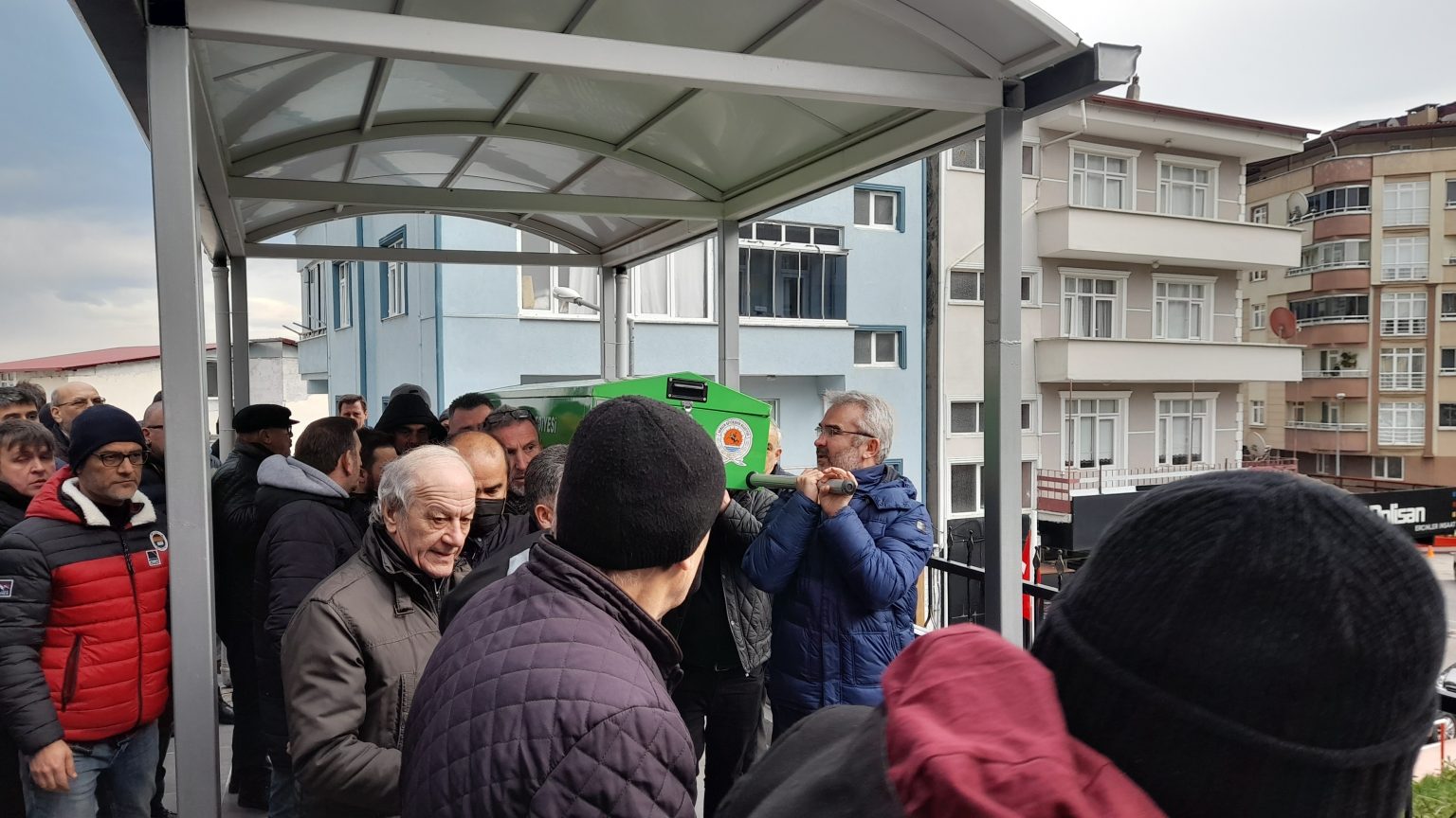 ÜMRAN KOÇABAŞ EBEDİ ALEMİNE DUALARLA YOLCU EDİLDİ.