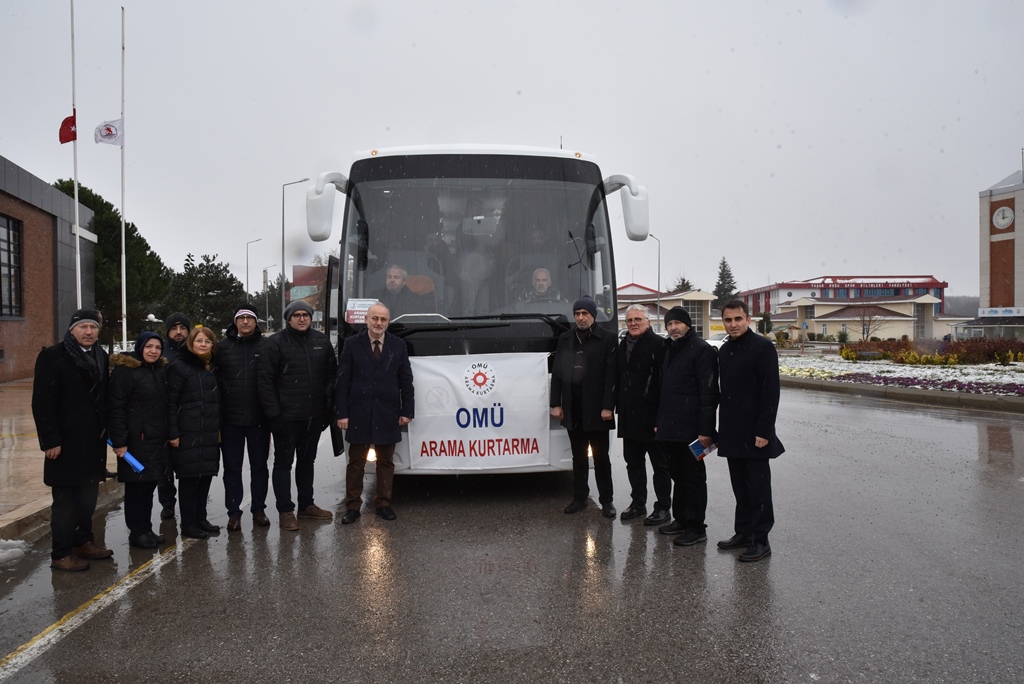 Ondokuz Mayıs Üniversitesinde Toplanan Yardımlar Deprem Bölgesine Gönderildi
