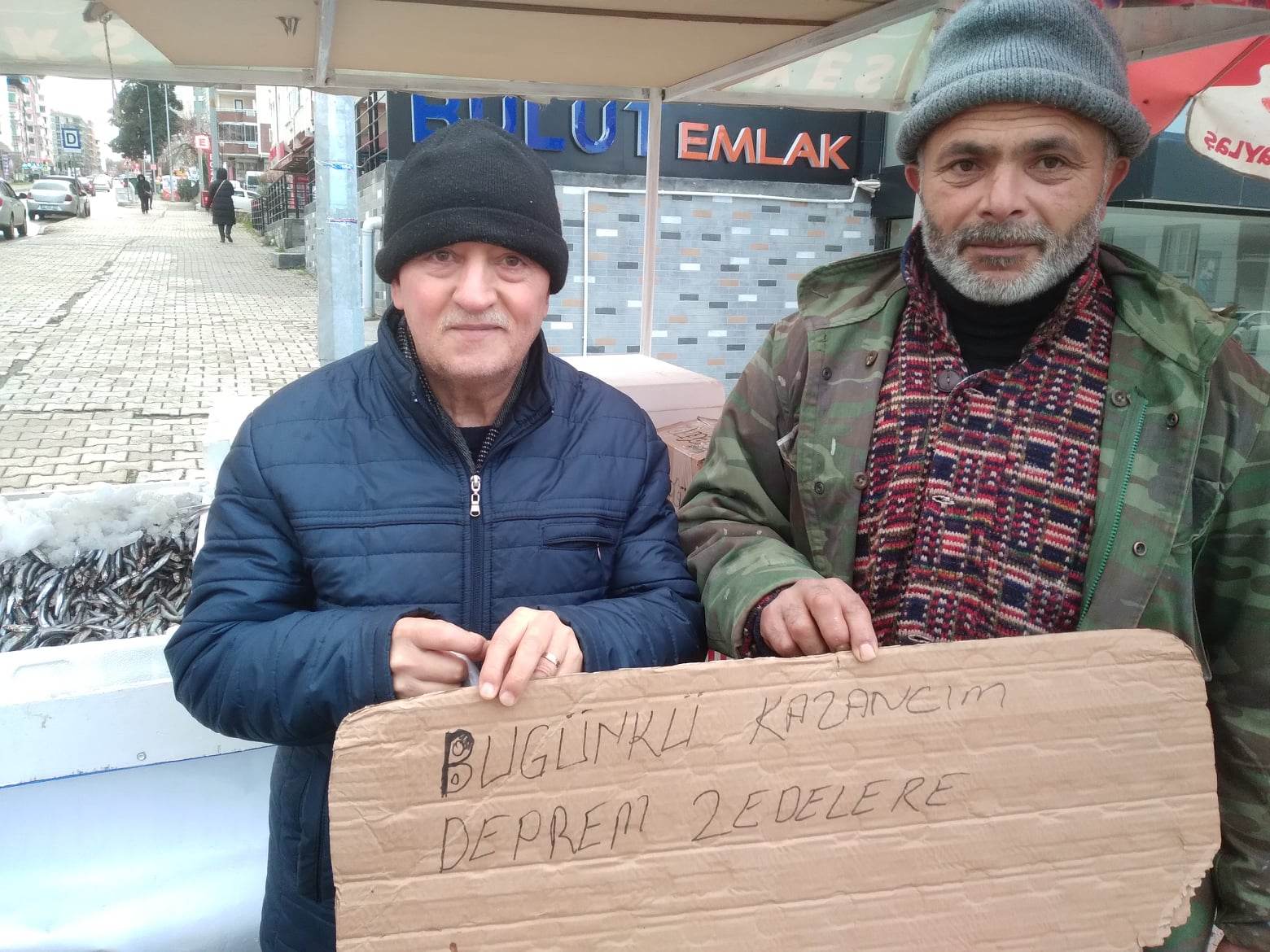 HAMSİ GELİRİ SAMSUNLU HAYATİ USTADAN DEPREMZEDELERE