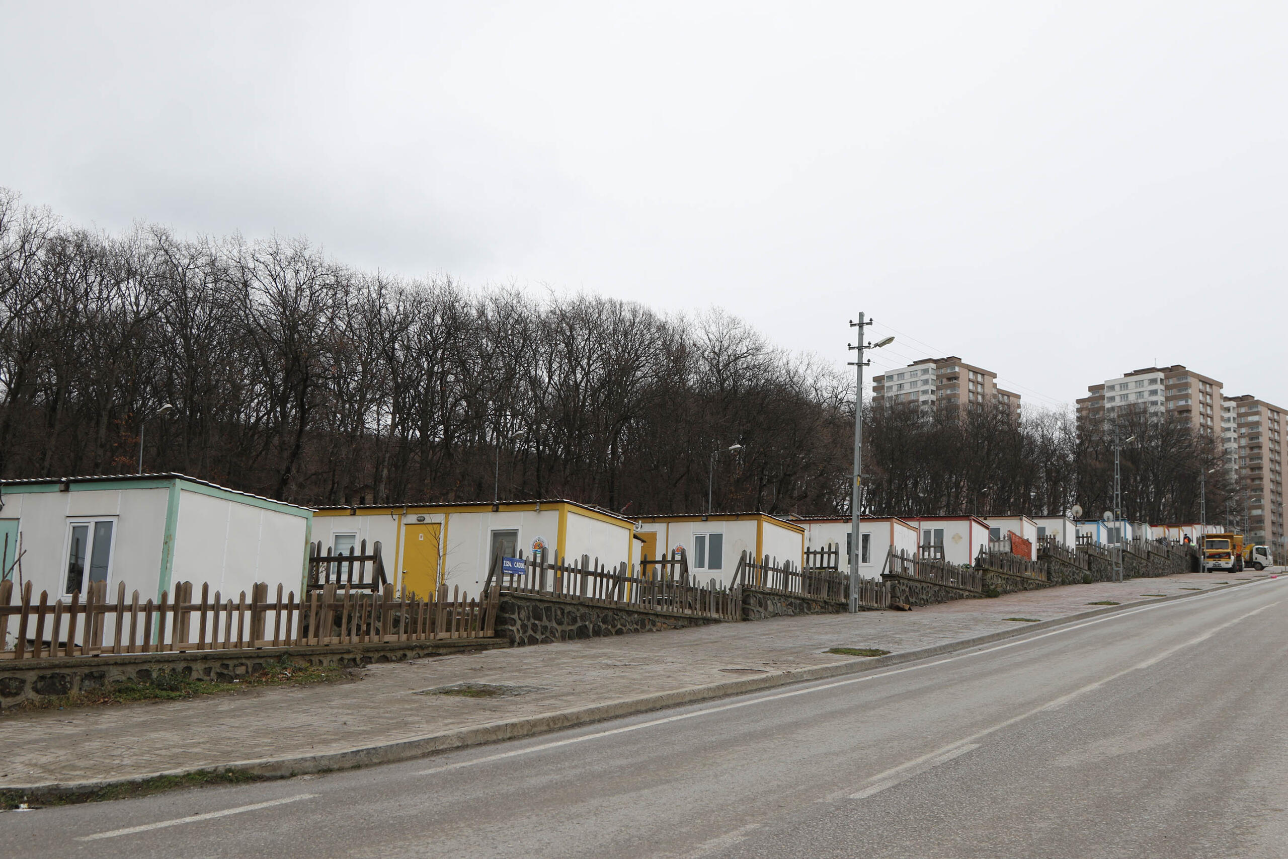 Atakum Belediyesi ve AFAD iş birliğiyle, Atakum’da hobi bahçesi olarak kullanılan 41 adet konteyner deprem bölgesine gönderildi.