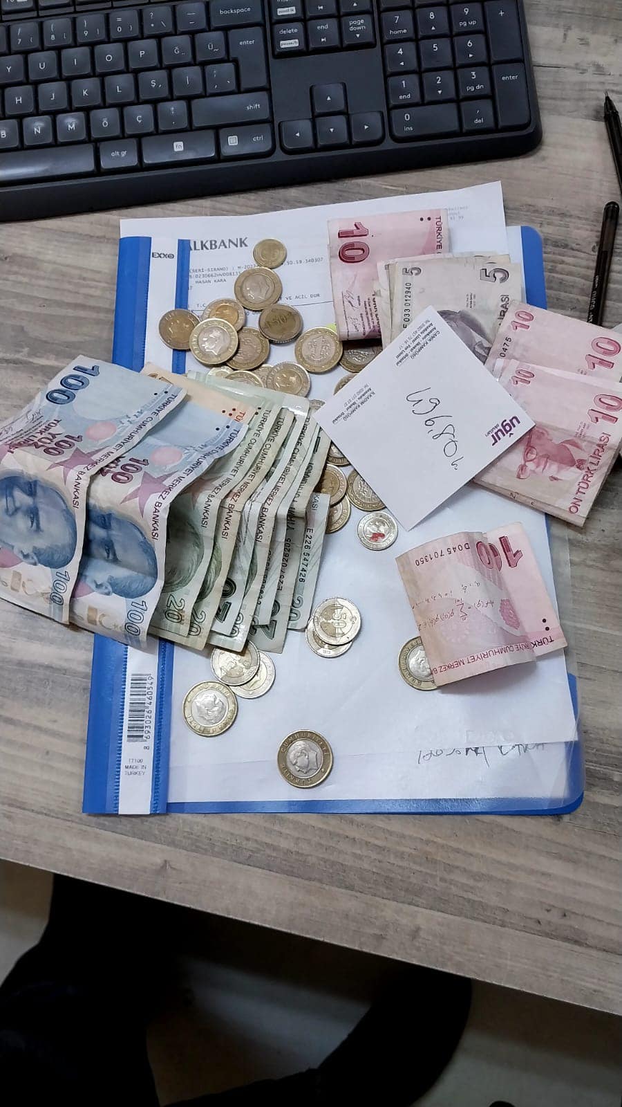 KÜÇÜK ESMA KÜBRA’DAN BÜYÜK ve ÖRNEK BİR DAVRANIŞ