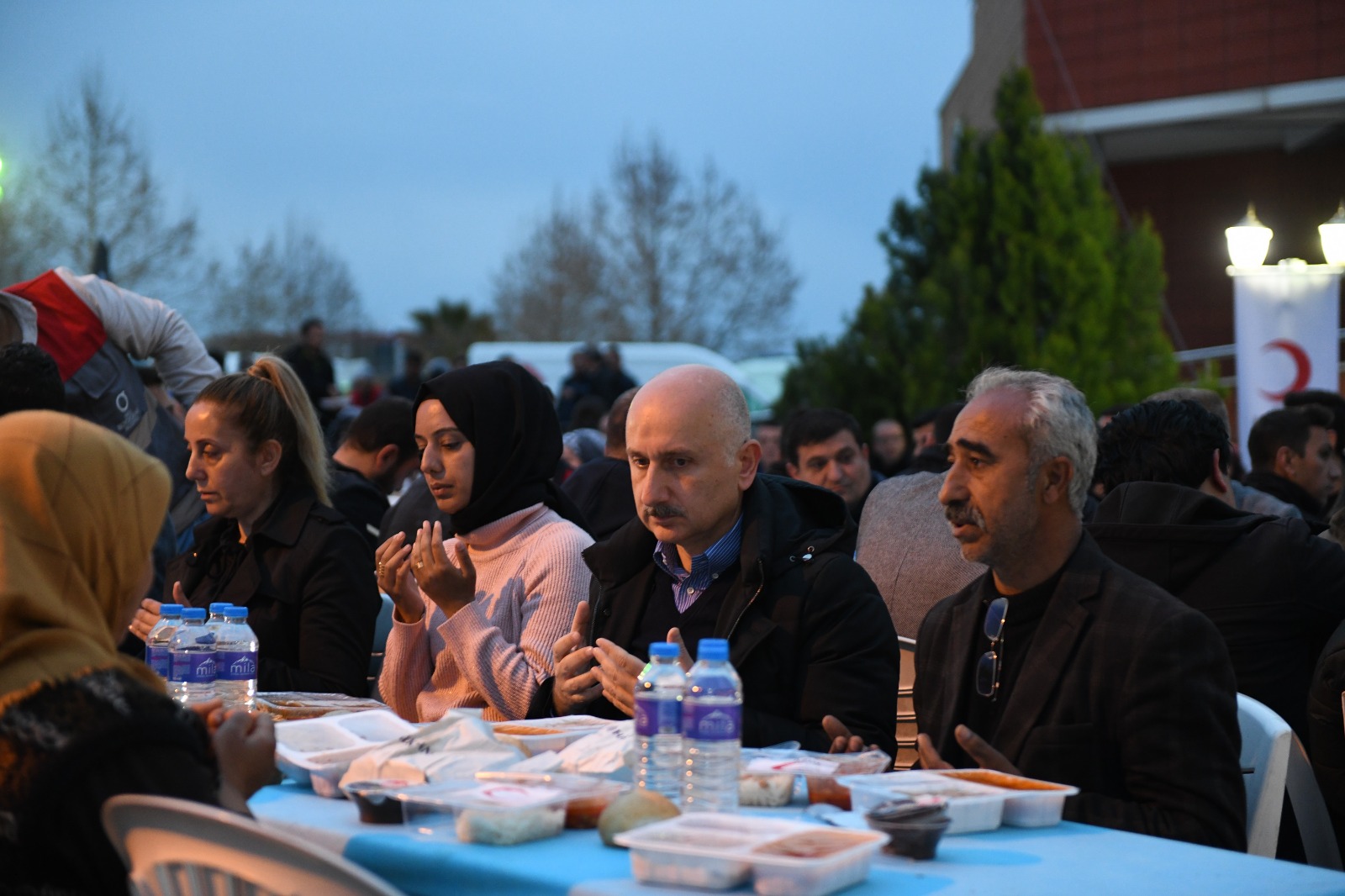 BAKAN KARAİSMAİLOĞLU’NDAN BÜYÜKŞEHİRE TEŞEKKÜR