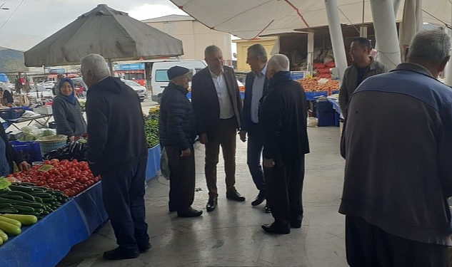 Başkan Topaloğlu’ndan Kuzdere pazar esnafını ziyaret