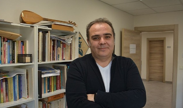 Doç. Dr. Tutu, “Veysel, Türk kültür ve sanat hayatının zirvelerinden birisidir”