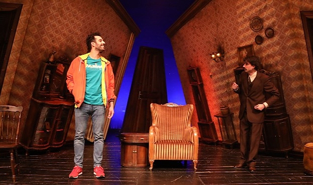 İBB Şehir Tiyatroları’ndan Yeni Oyun: Savaş Dinçel’in Ödüllü* Oyunu “Uçurtmanın Kuyruğu”