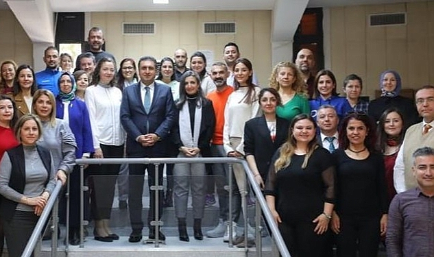 İzmir Yönetici Öğretmen Eğitimi Projesi (İZYÖP) Kapsamında Gerçekleştirilen “SPSS ile İstatistiki Veri Analizi Eğitimi” Kursu Tamamlandı