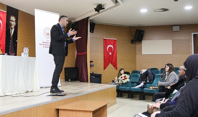 Keçiören’de ÖZzel Bireylerin Ailelerine Eğitim