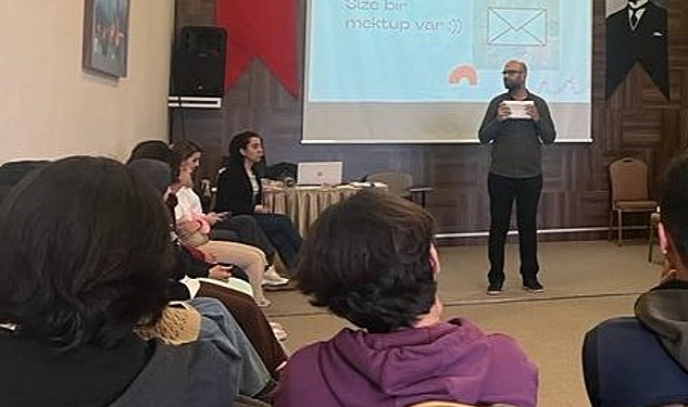 Samsung ve Habitat Derneği’nden depremden etkilenen öğrencilere tasarım odaklı düşünme ve psiko-drama atölyesi