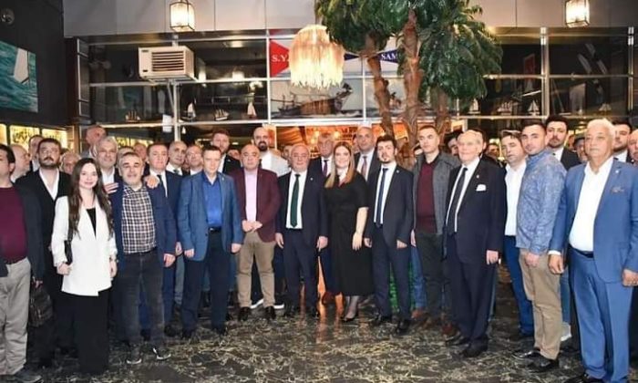 Kardef ve Balkan Türkleri Dernekleri İYİ Parti Milletvekili Adayları hemserileri ile Yelken Kulubündeki iftarda buluştular