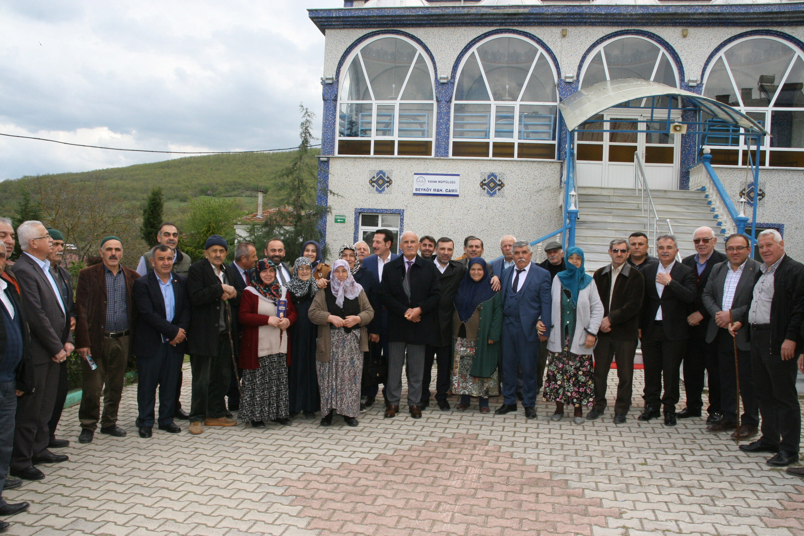 “Kalkınma hamlesi durmadan devam edecek”