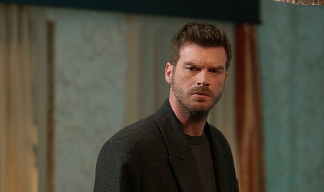 ‘Aile’nin Merakla Beklenen 7. Bölümünden Yeni Tanıtım! Hülya, Yağmur’un Geçmişini Açığa Çıkarıyor