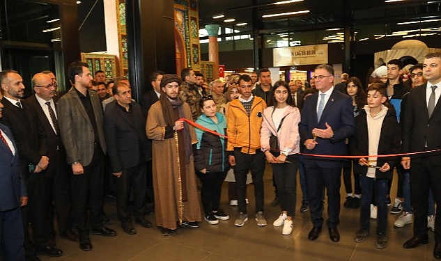 Altın Çağ’da Bilim Sergisi Açıldı