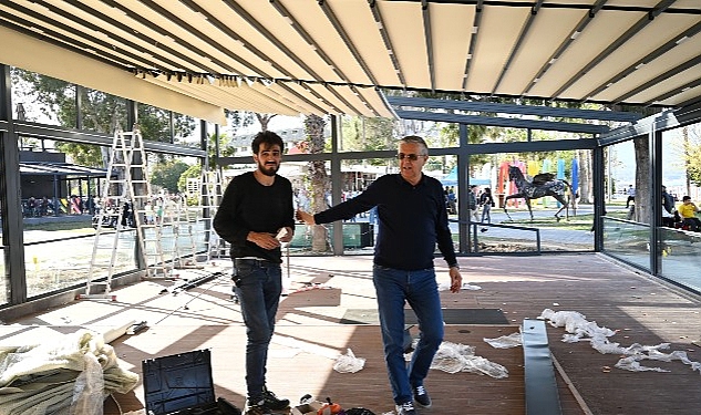 Deniz Kafe’de yenileme çalışmaları devam ediyor