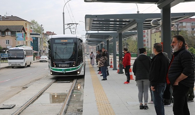 Kuruçeşme tramvay hattında seferler başladı