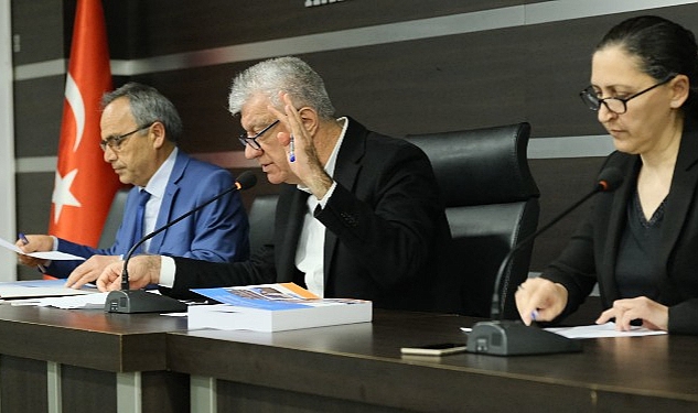 Narlıdere’de Faaliyet Raporuna Oy Birliği İle Onay