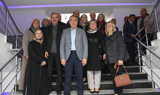 Nevşehir Belediye Başkanı Dr. Mehmet Savran, AK Parti İl Başkanlığı tarafından düzenlenen ‘Vefa ve Kardeşlik İftarı’ programına katıldı.