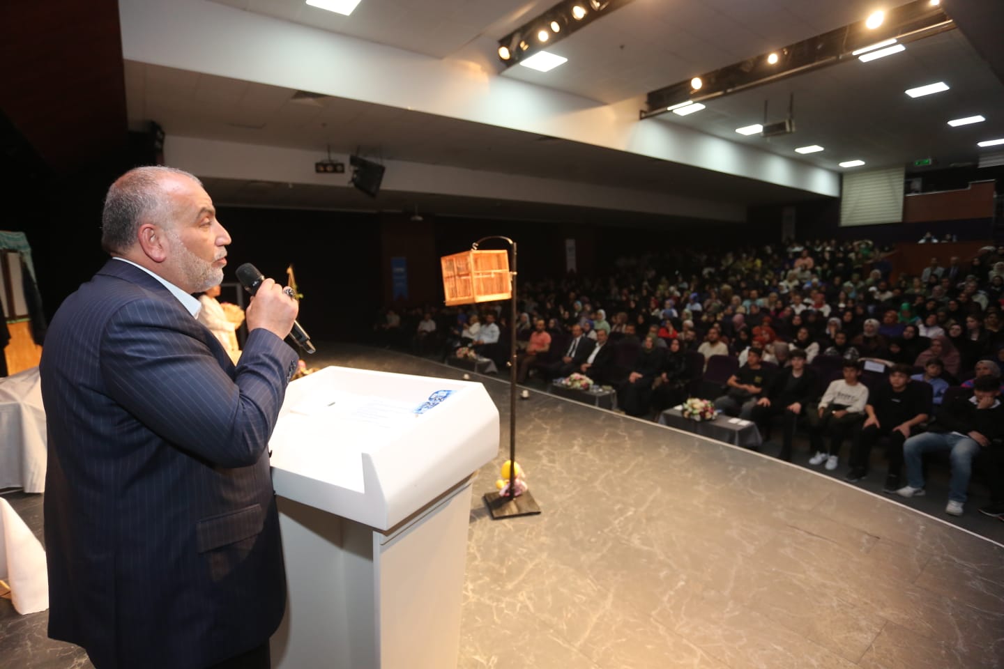 Başkan Sandıkçı’dan Kudüs Turu Hediyesi