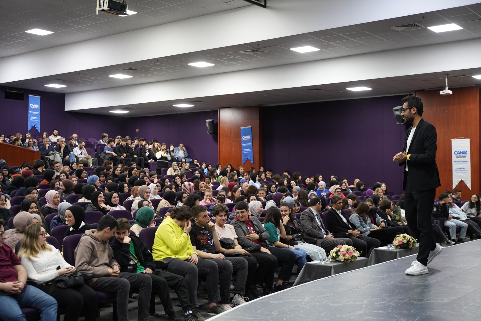 Canik’te Öğrencilere Gri Koç’tan Özel Seminer