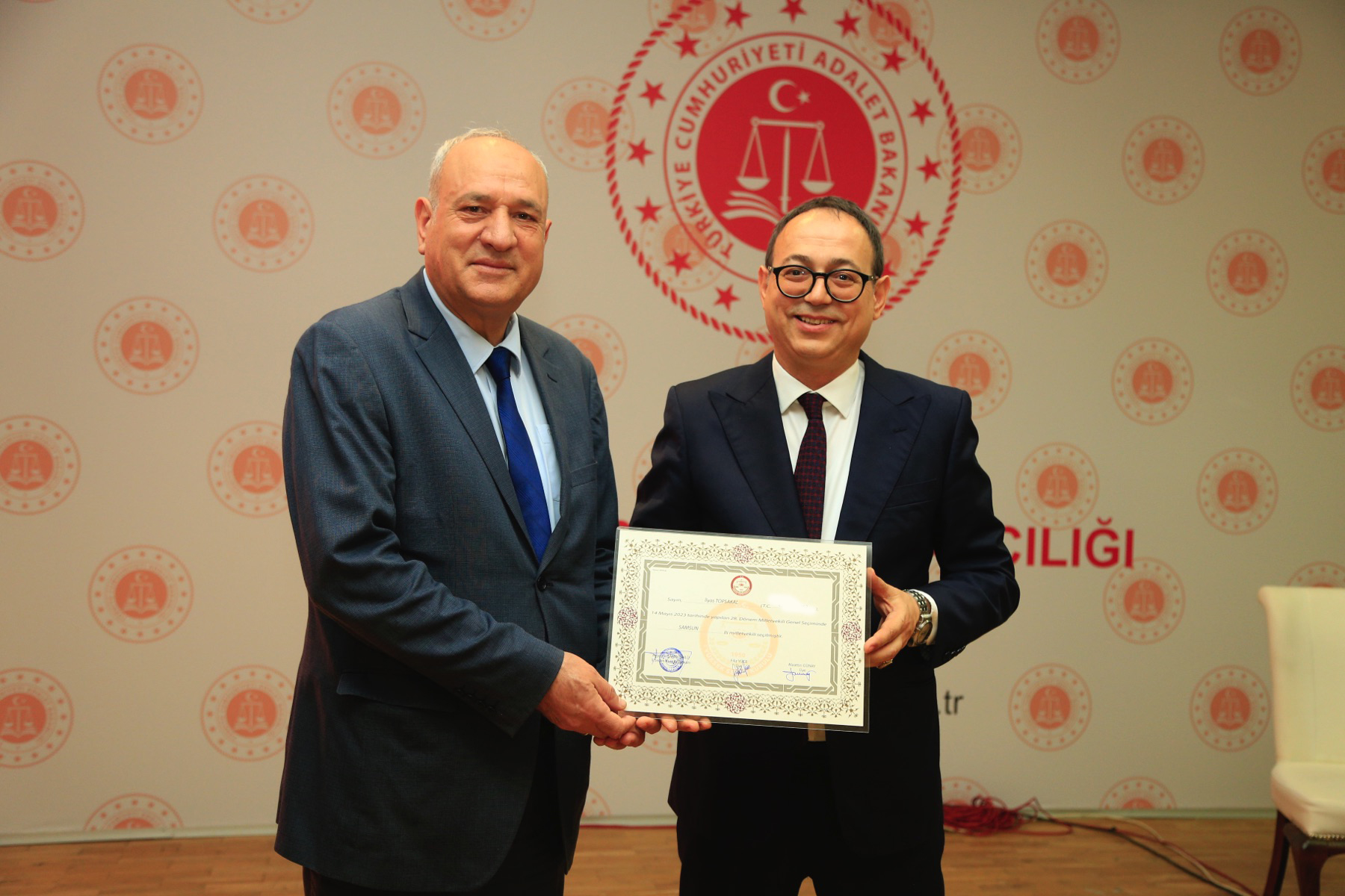 MHP Samsun Milletvekili Seçilen Prof. Dr. İlyas Topsakal Mazbatasını Aldı