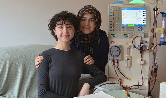 Egeli Munise’nin hayatı evde hemodiyaliz tedavisi ile değişti