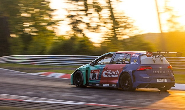 Emir Aşarı’dan “24 saat” yarışında kariyerinin en anlamlı birinciliği