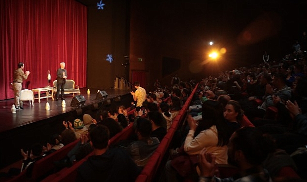 Gençler; Sergi, Söyleşi, Atölye ve Oyunlarla Unutulmaz Bir Genç Günler Yaşadılar